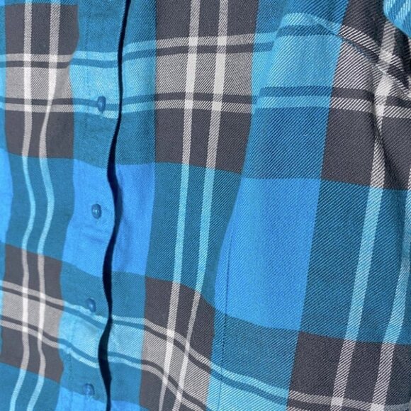 KUHL Blue Plaid Button up Shirt M - Picture 11 of 14